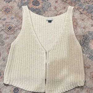 American Eagle Cream Knit Vest